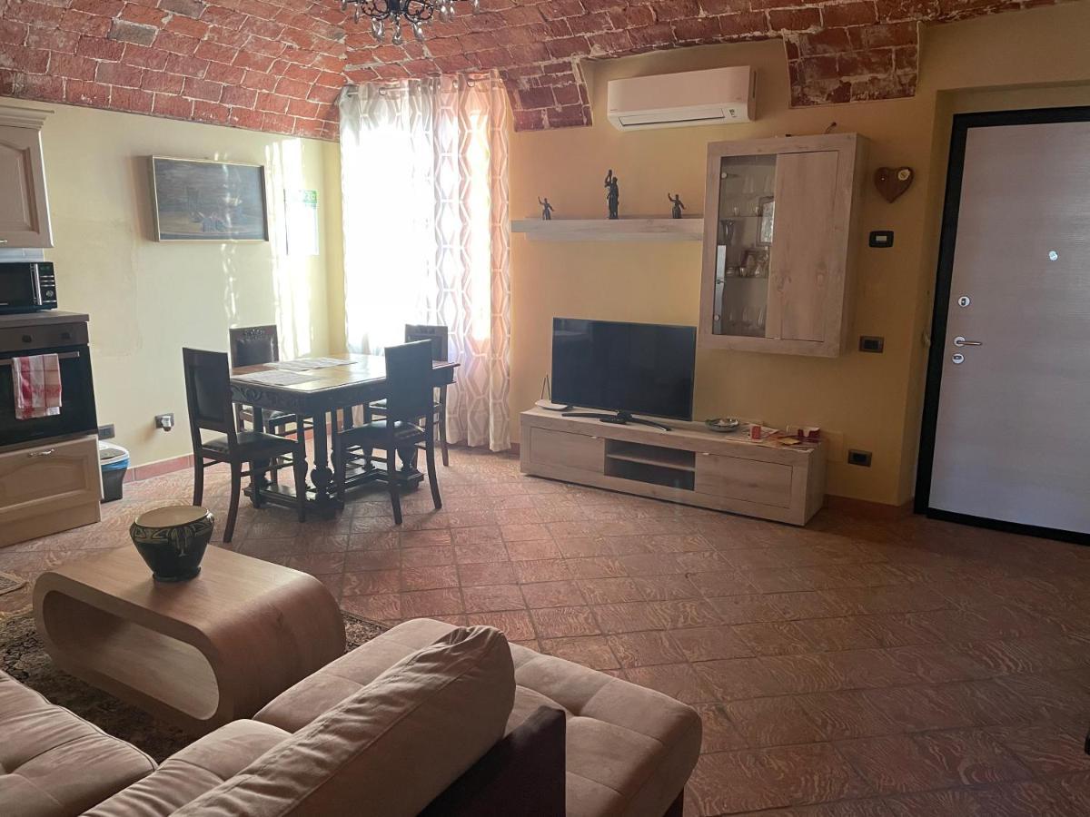 Residenza Nikol Appartamento Giulia Καζάλε Μονφερράτο Εξωτερικό φωτογραφία